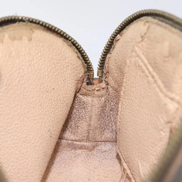LOUIS VUITTON Monogram Pochette Cosmetic PM Pouch - Picture 10 of 15